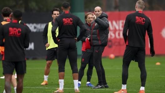 开云APP-米体:阿莱格里给球员的两天假期在周一和周五,避免连续休息导致松懈